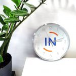 годинник з логотипом