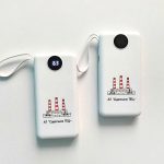 павербанкз логотипом